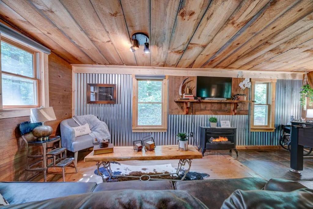 Bear Den Bungalow With Hot Tub Near Blue Ridge And Ellijay Luaran gambar