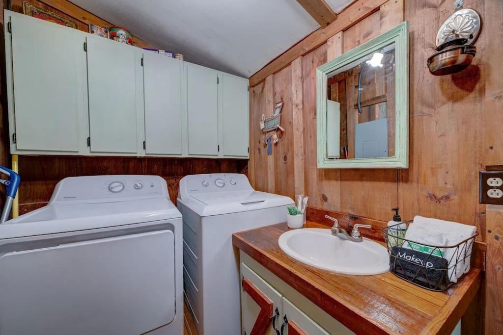 Bear Den Bungalow With Hot Tub Near Blue Ridge And Ellijay Luaran gambar